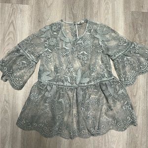 Beautiful POL lace top, green, small